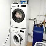 Apartment Rez-de-jardin Moderne & Lumineux Avec Clim