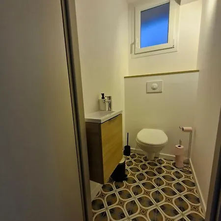 Appartement Rez-de-jardin Moderne&lumineux Avec Clim Méharin
