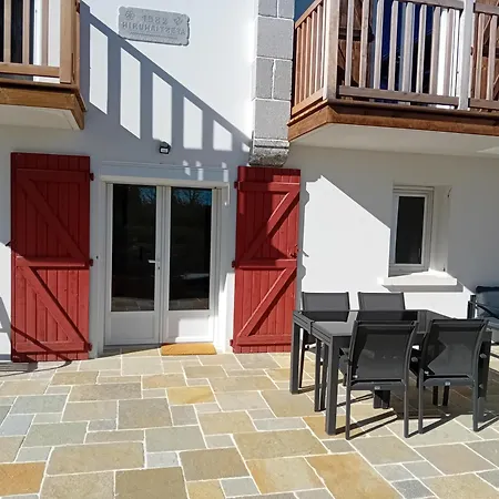 Apartment Rez-de-jardin Moderne & Lumineux Avec Clim *