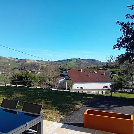 Rez-de-jardin Moderne & Lumineux Avec Clim Meharin